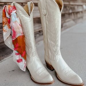 Macie Bean "Spacey Gracey" Leather Cowboy Boots for Women Size 7